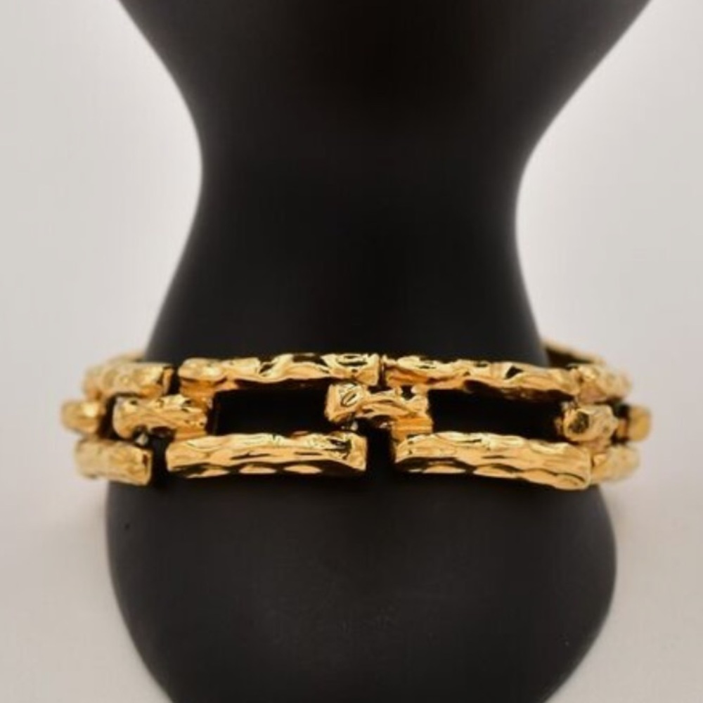 Vintage Monet Textured Rectangle Link Runway Brac… - image 2